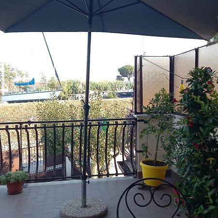 A Santy's House: Central Rome Budget Stay Fiumicino Exterior photo
