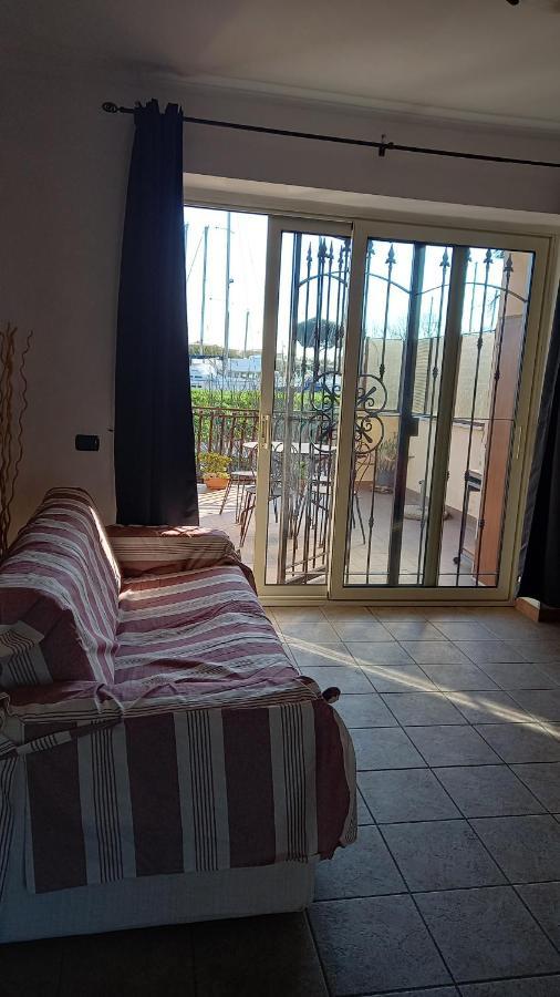 A Santy's House: Central Rome Budget Stay Fiumicino Exterior photo